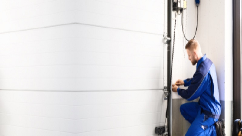 commercecitygaragedoorrepair_us_domain_hero_image